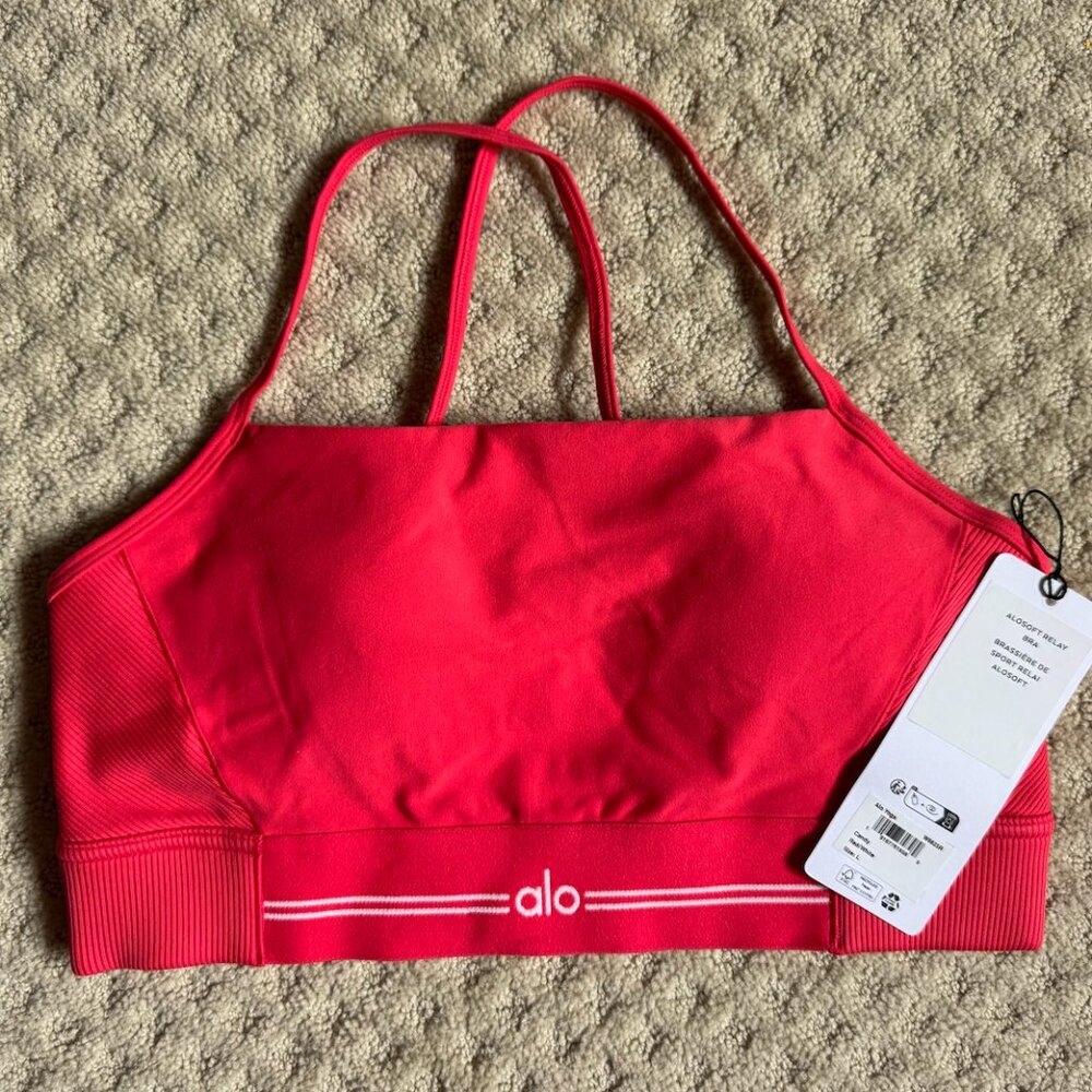 ALO YOGA - Candy Red Alosoft Relay Bra - NWT - Size L - SOLD OUT